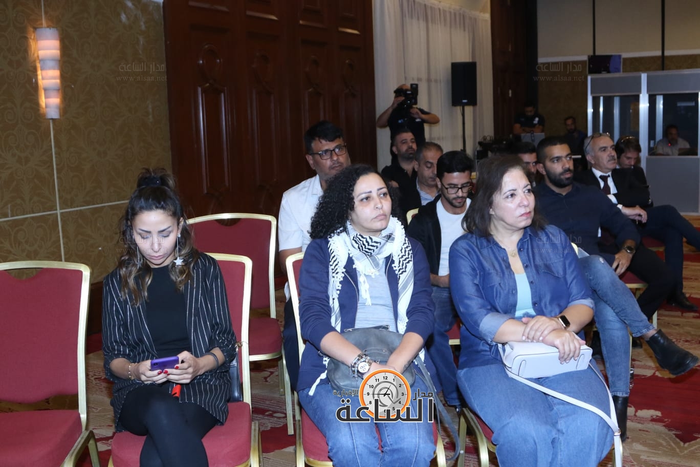 Madar Al-Saa Images 0.9783018112794346