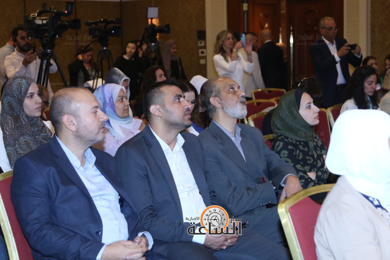 Madar Al-Saa Images 0.43464059627756924