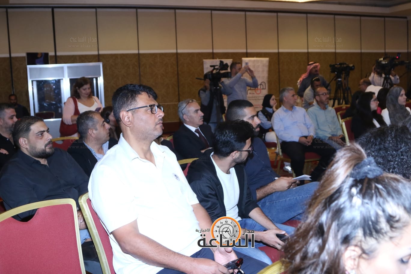 Madar Al-Saa Images 0.5388829506616333