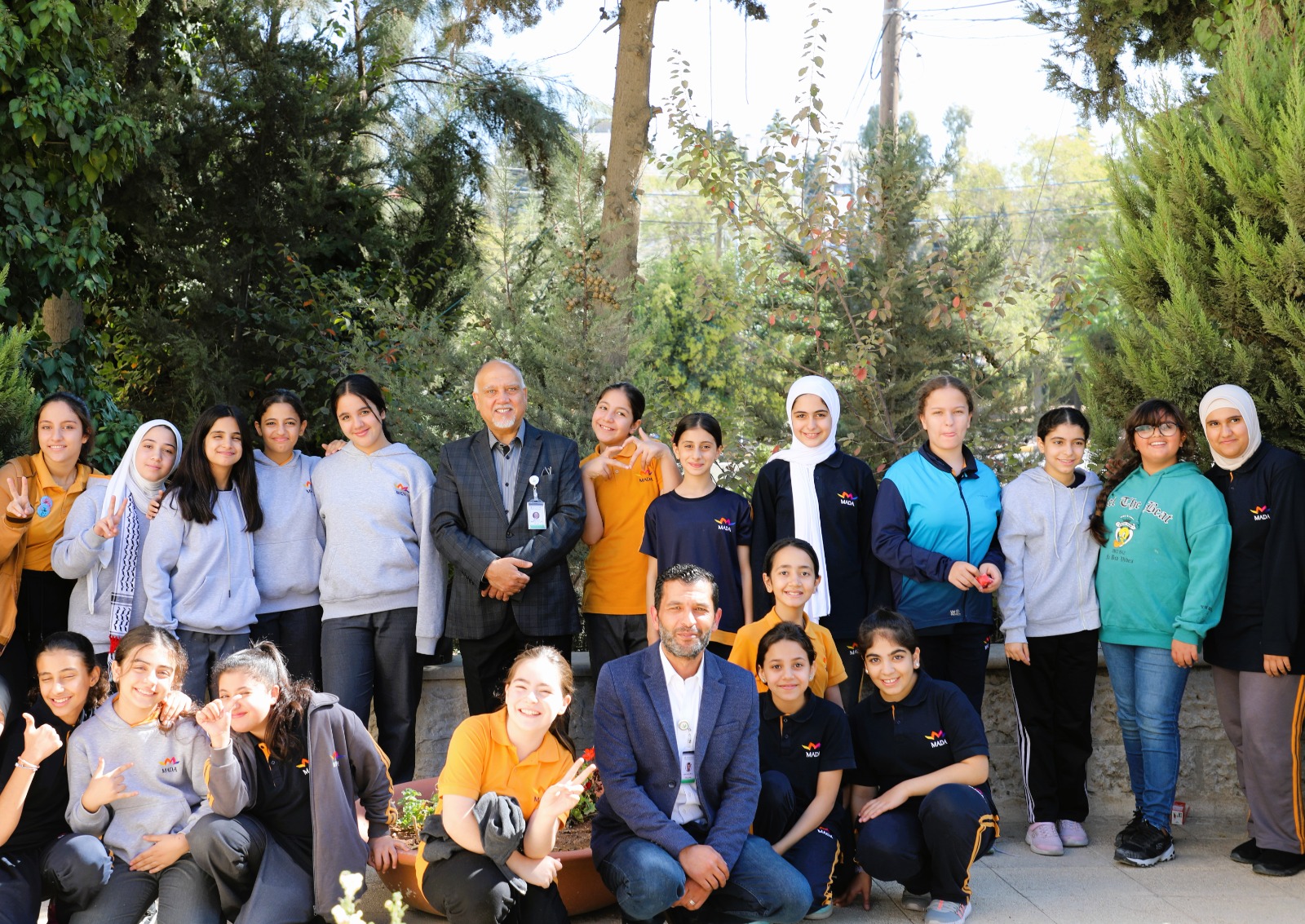 Madar Al-Saa Images 0.5028596099982747