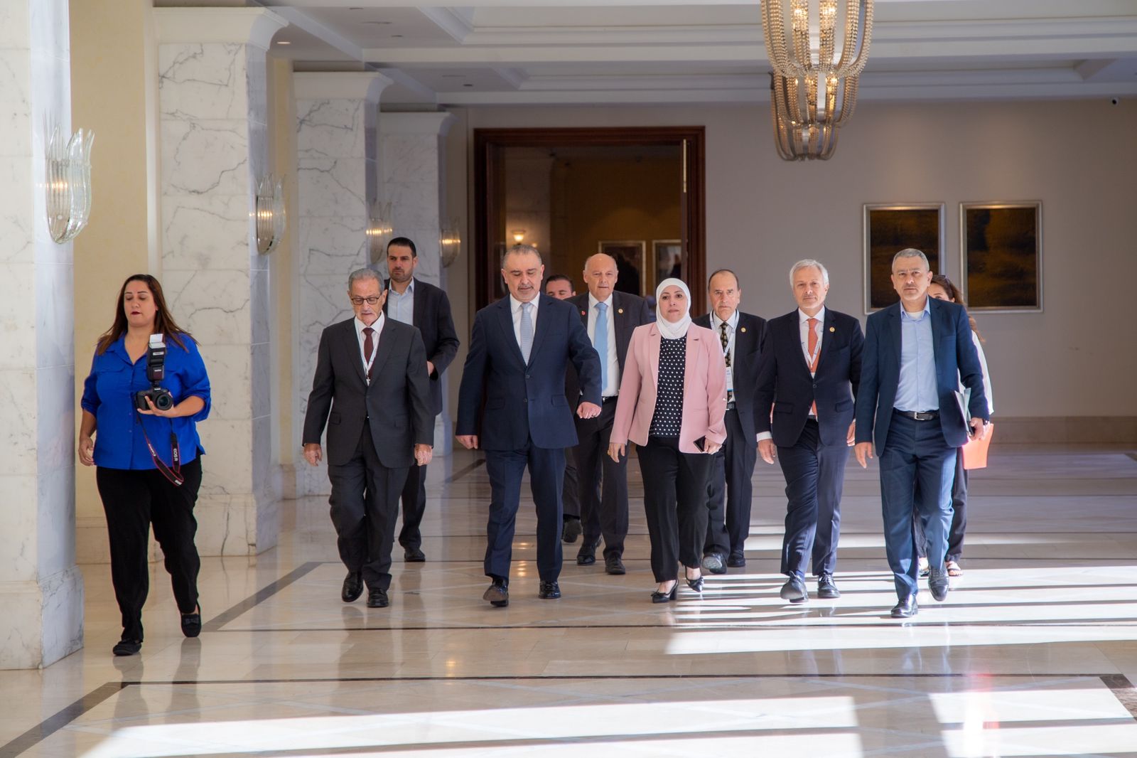 Madar Al-Saa Images 0.7125624291243626