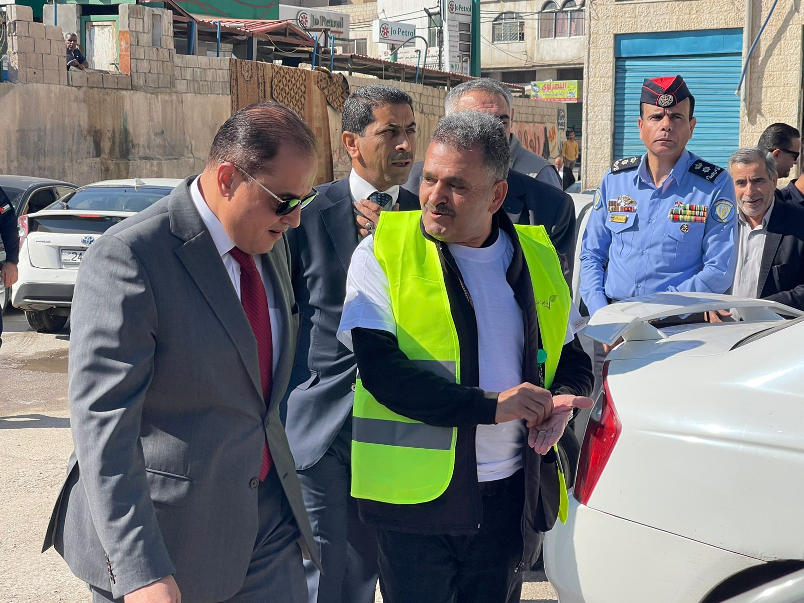 Madar Al-Saa Images 0.5862596172739793