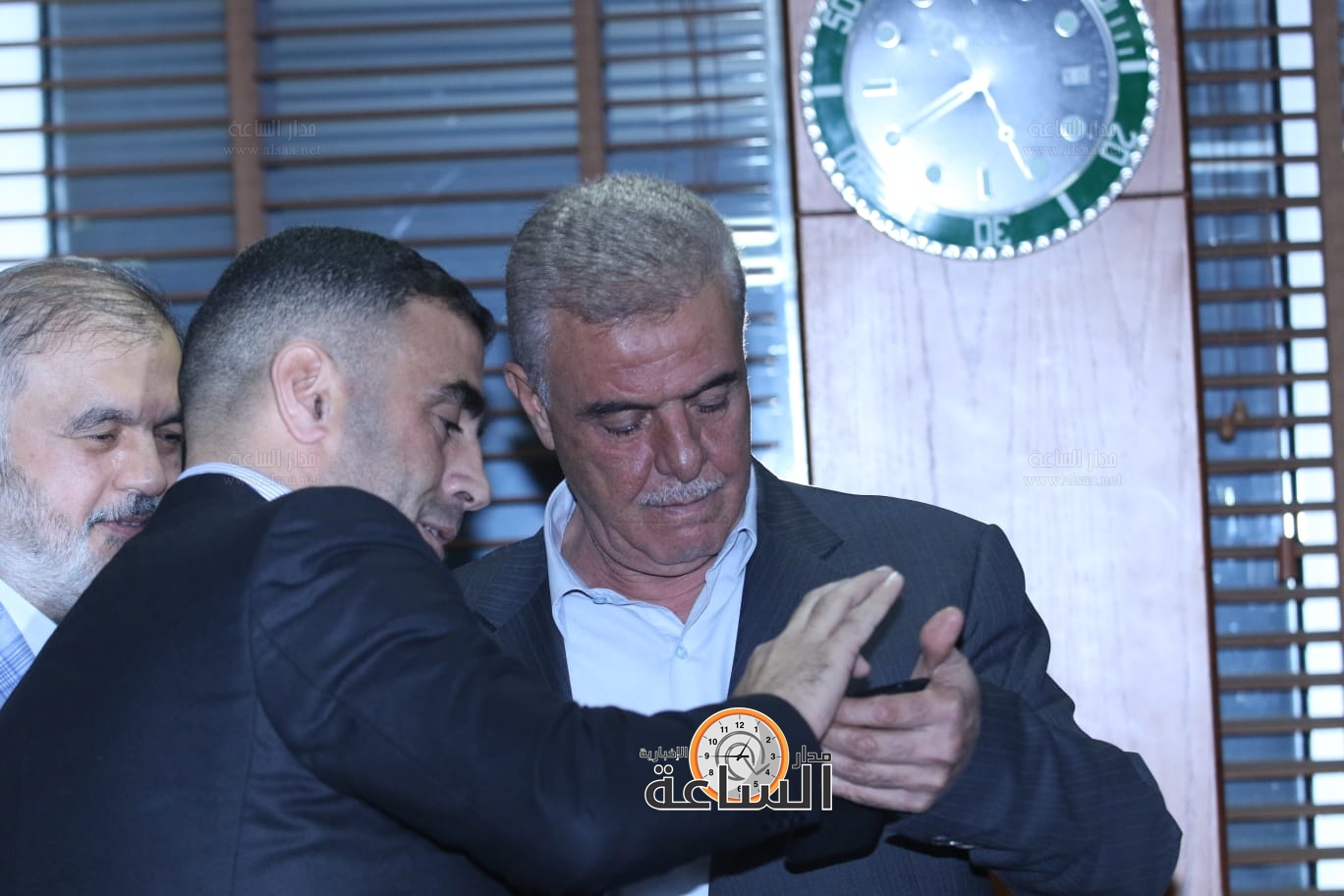 Madar Al-Saa Images 0.983851946763282