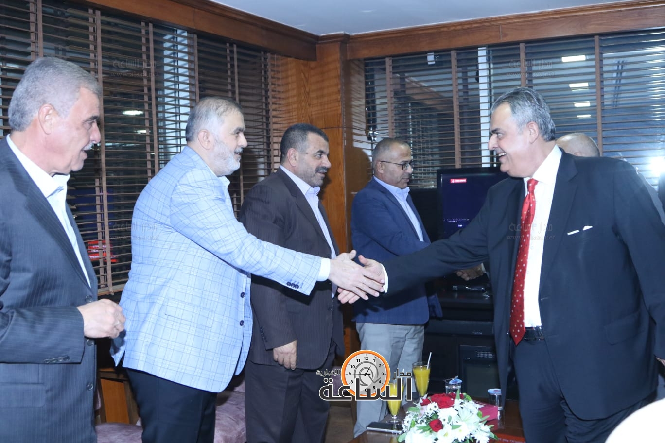 Madar Al-Saa Images 0.881642529304596