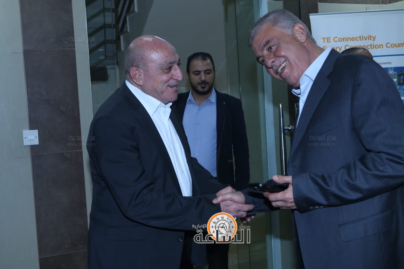 Madar Al-Saa Images 0.4706373108156574