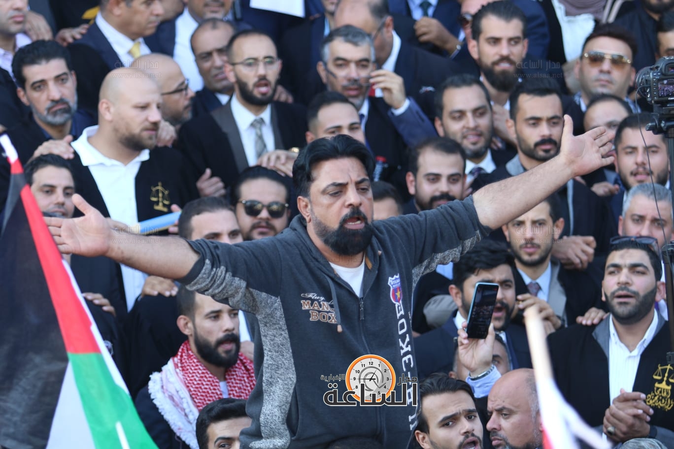 Madar Al-Saa Images 0.24696250896300942