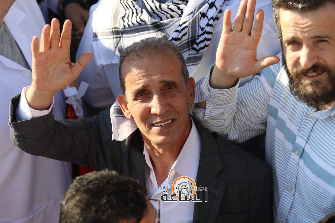 Madar Al-Saa Images 0.7816667859617181