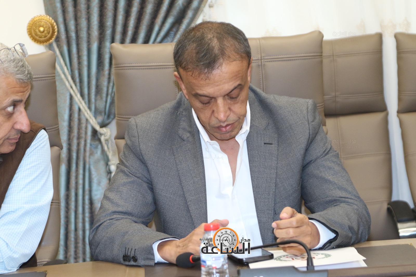 Madar Al-Saa Images 0.720419856095367