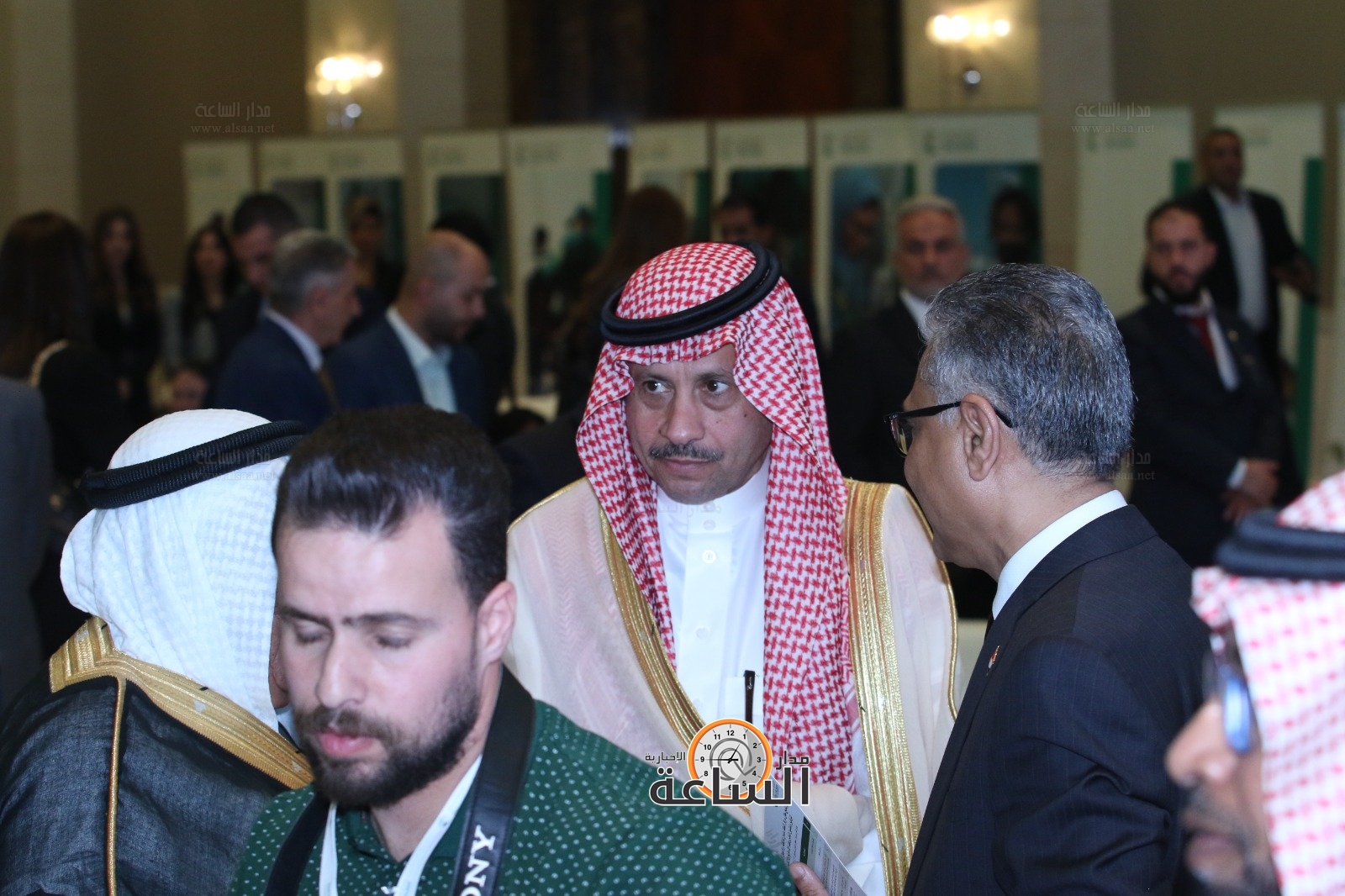 Madar Al-Saa Images 0.8822137789035998