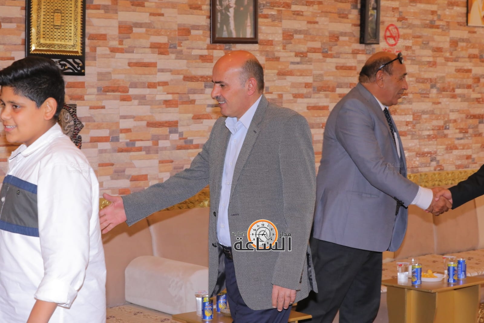 Madar Al-Saa Images 0.8482584360144851