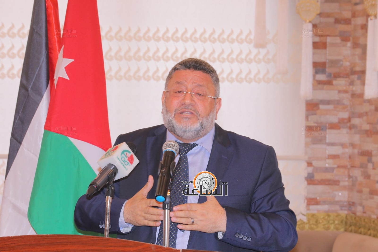 Madar Al-Saa Images 0.48666420631962093