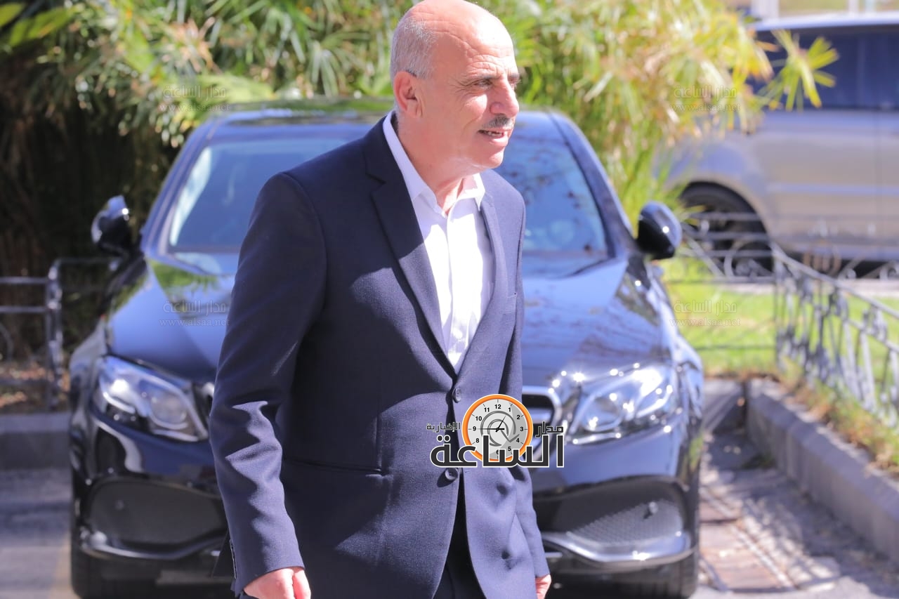 Madar Al-Saa Images 0.4301387709957629