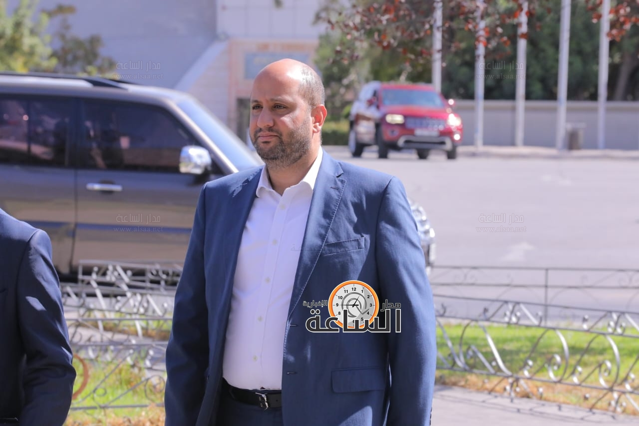 Madar Al-Saa Images 0.8621971565884818