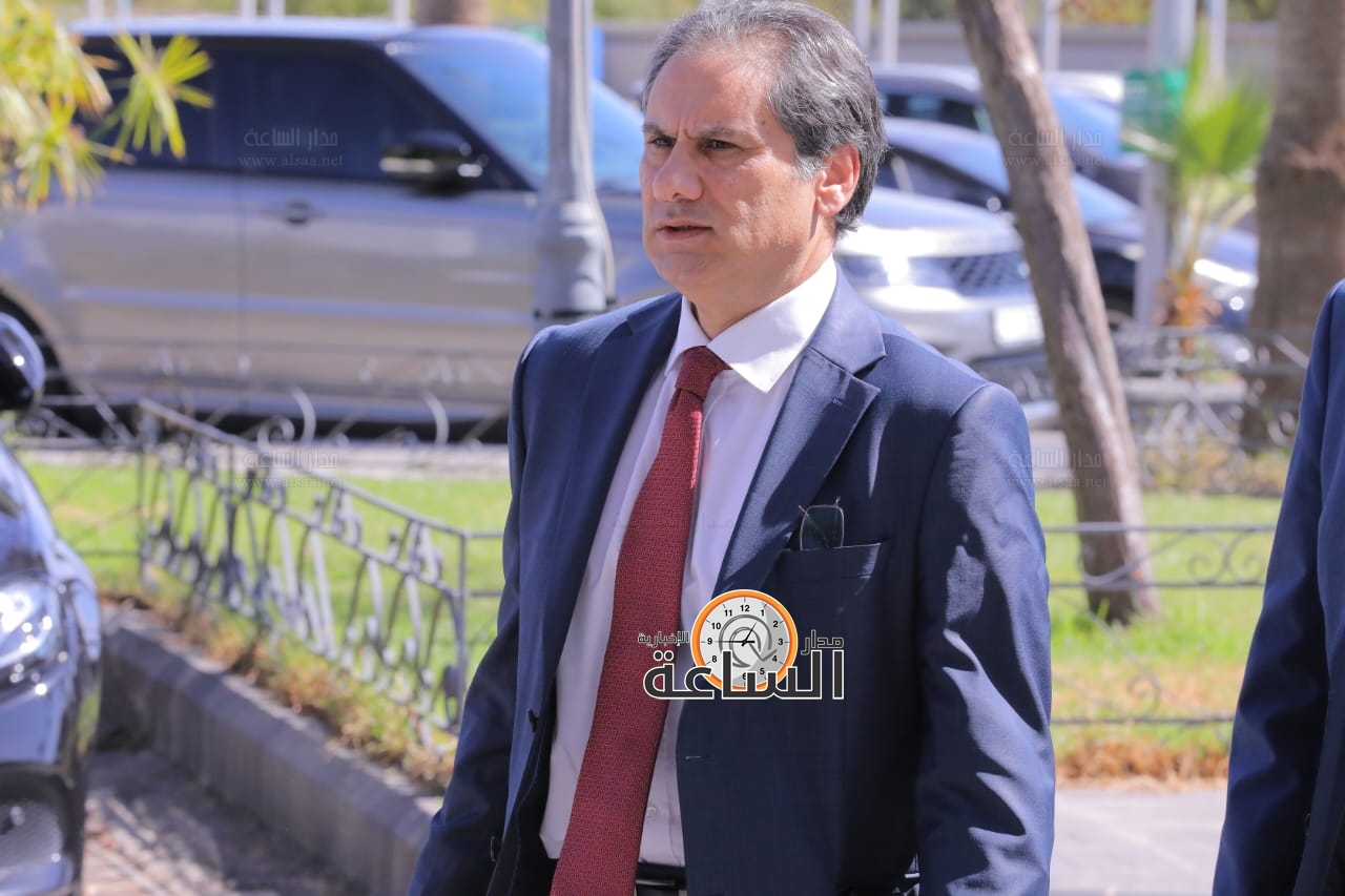 Madar Al-Saa Images 0.5542552831187513