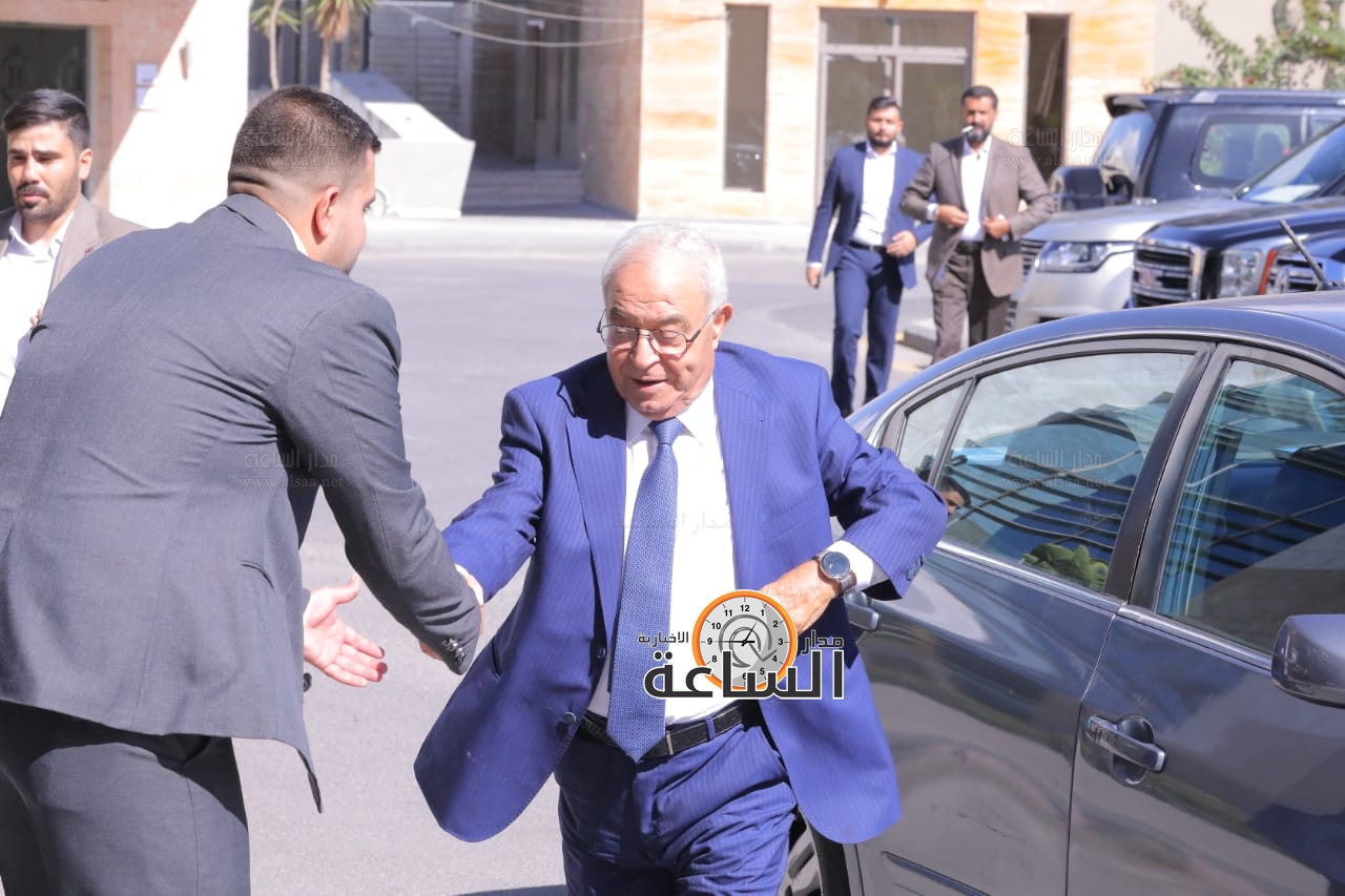 Madar Al-Saa Images 0.526568459436666