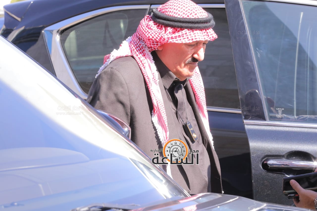 Madar Al-Saa Images 0.40096659156663406