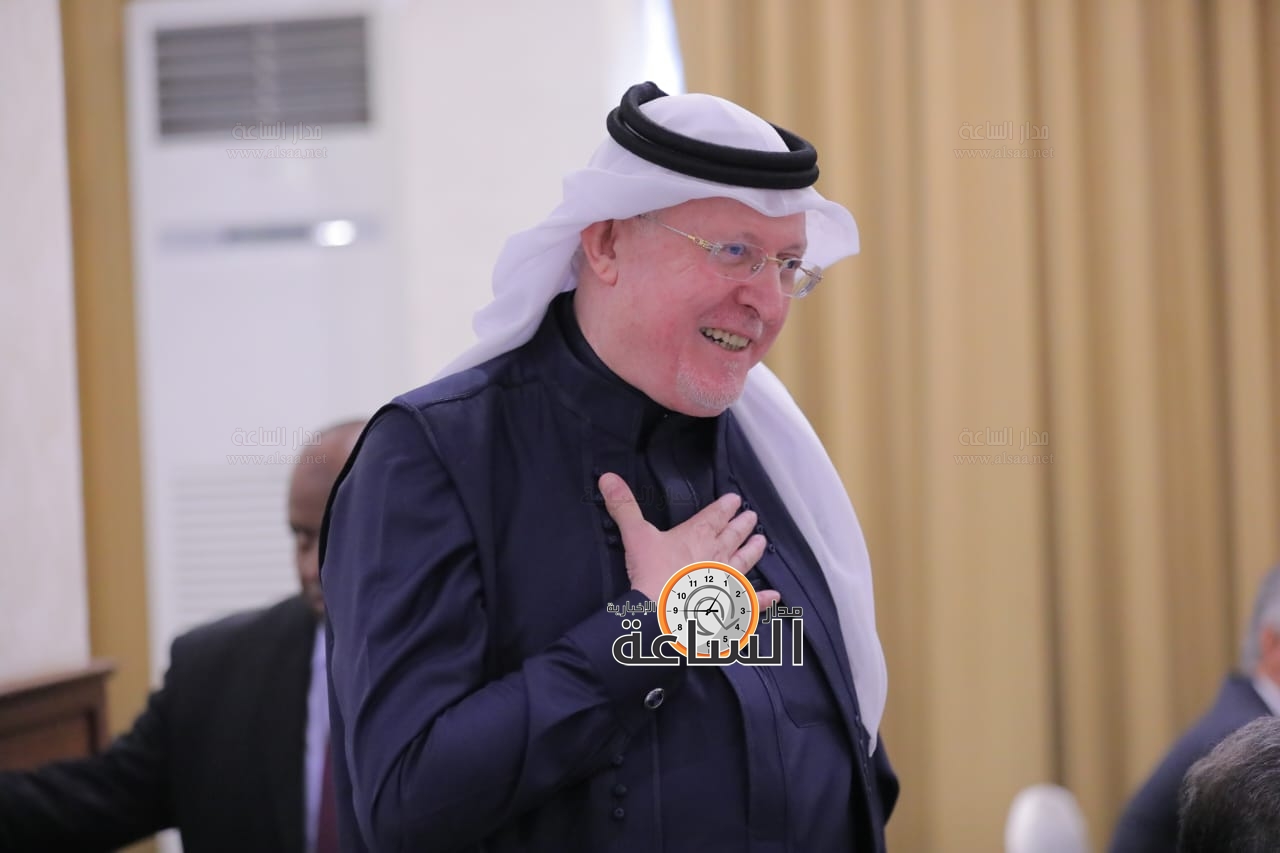 Madar Al-Saa Images 0.11961125067892064