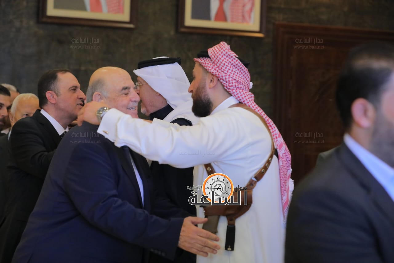 Madar Al-Saa Images 0.42051833224070245