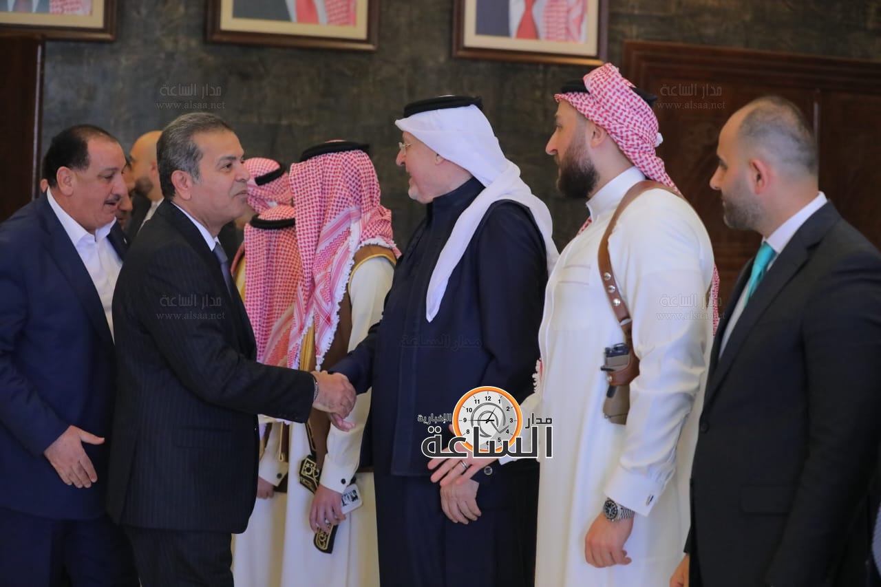 Madar Al-Saa Images 0.21766403534661216