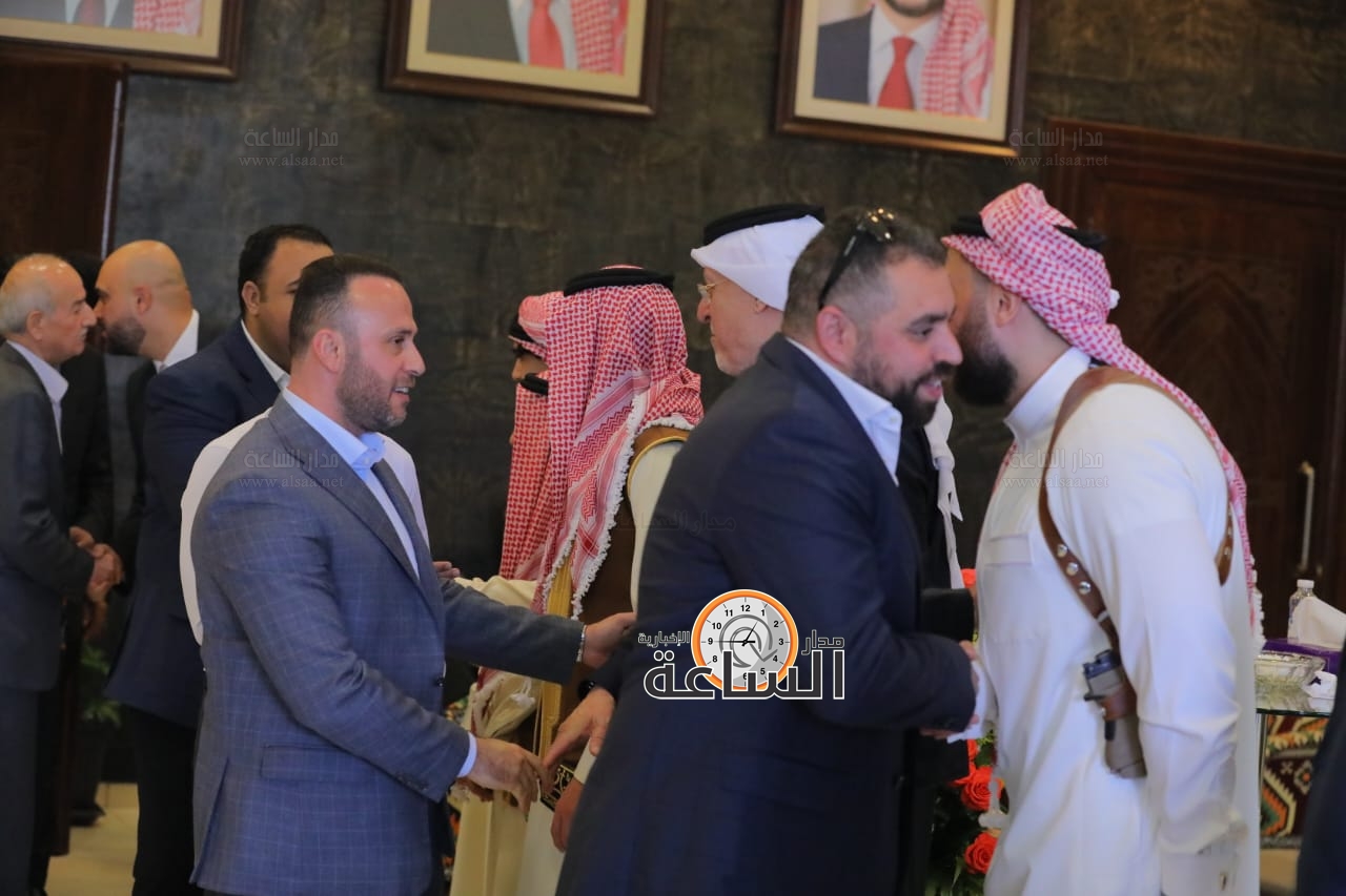 Madar Al-Saa Images 0.22272190931660418