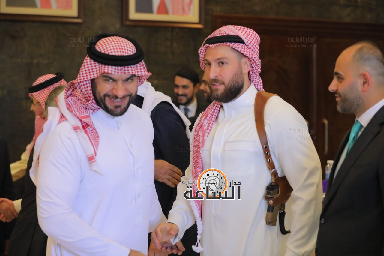 Madar Al-Saa Images 0.020100612116807914