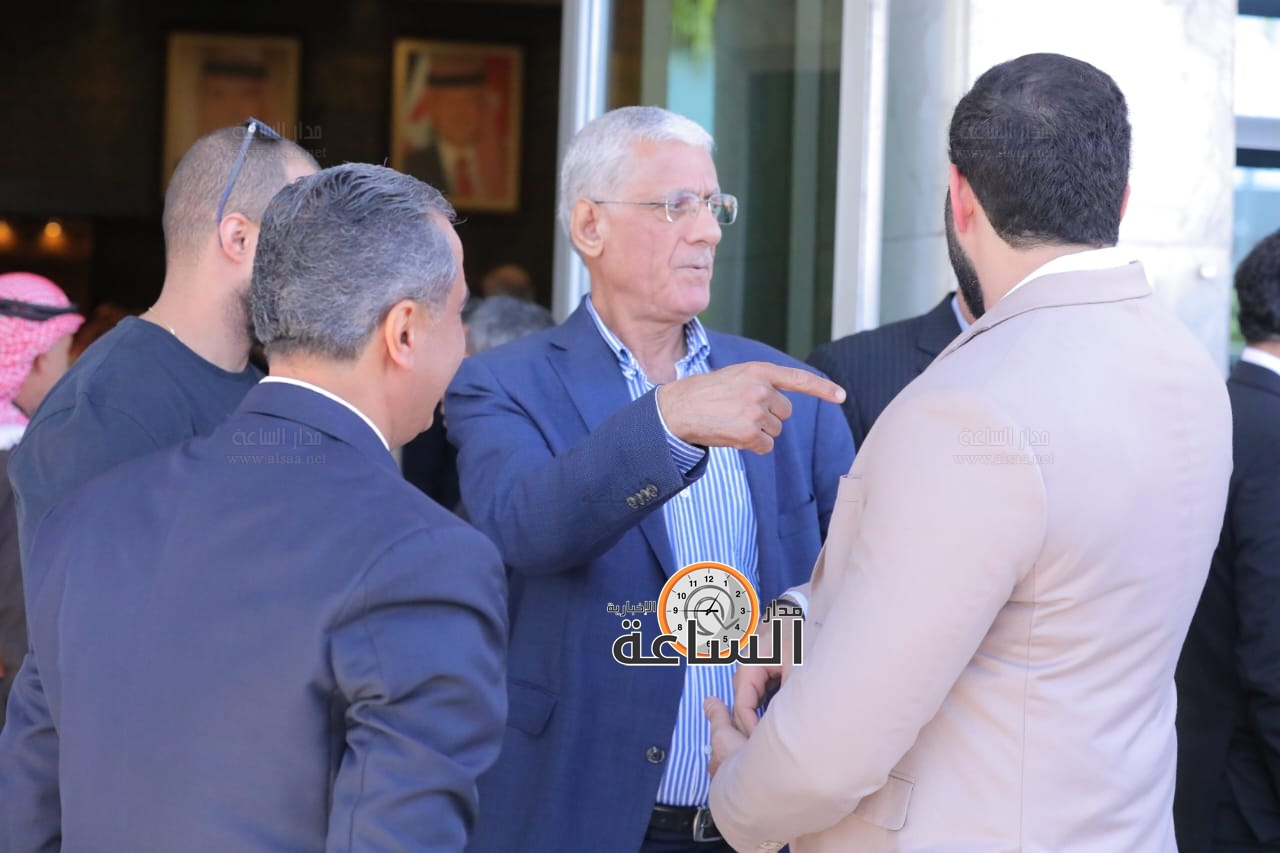 Madar Al-Saa Images 0.7233363087596727