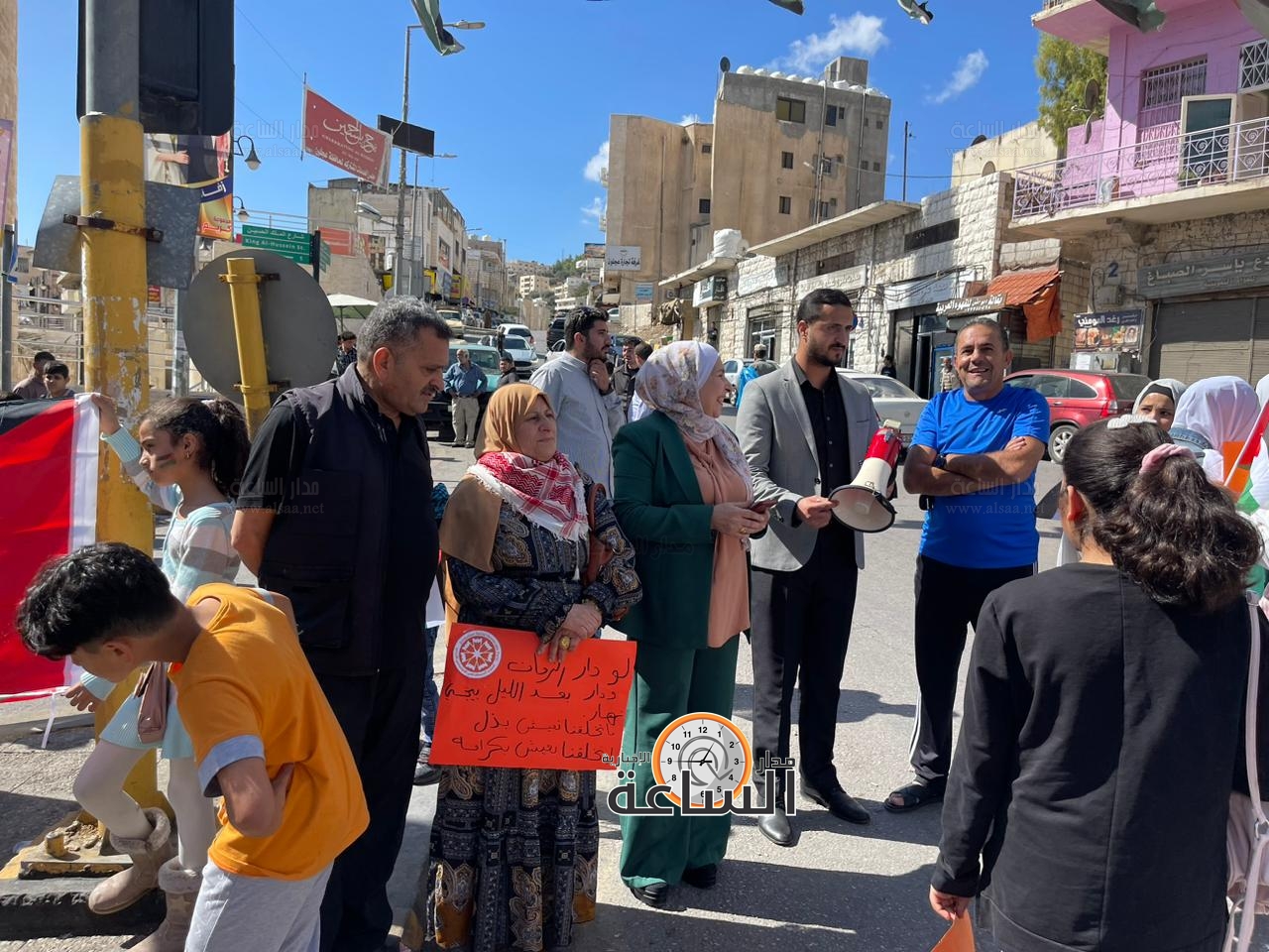 Madar Al-Saa Images 0.16943900649442134