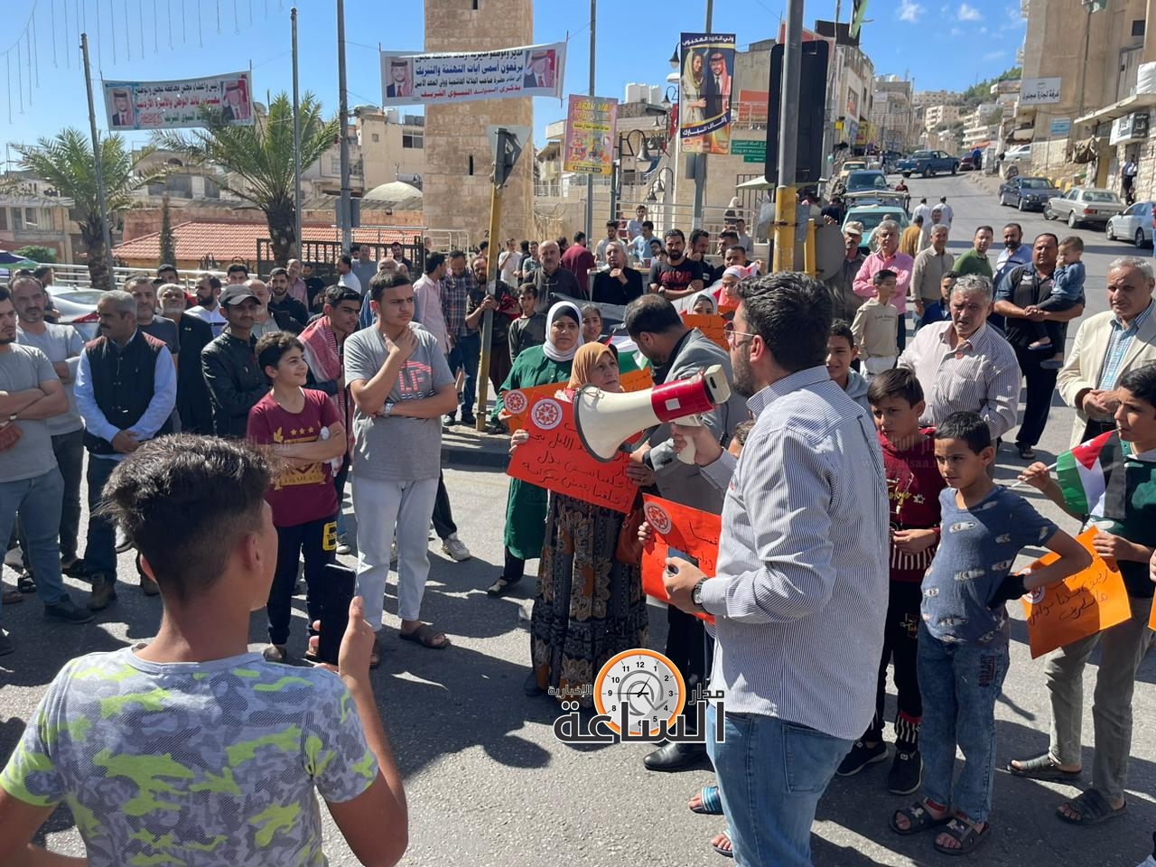 Madar Al-Saa Images 0.4306755842981915