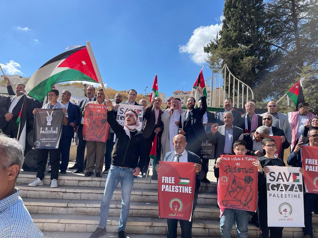 Madar Al-Saa Images 0.8850960589506667