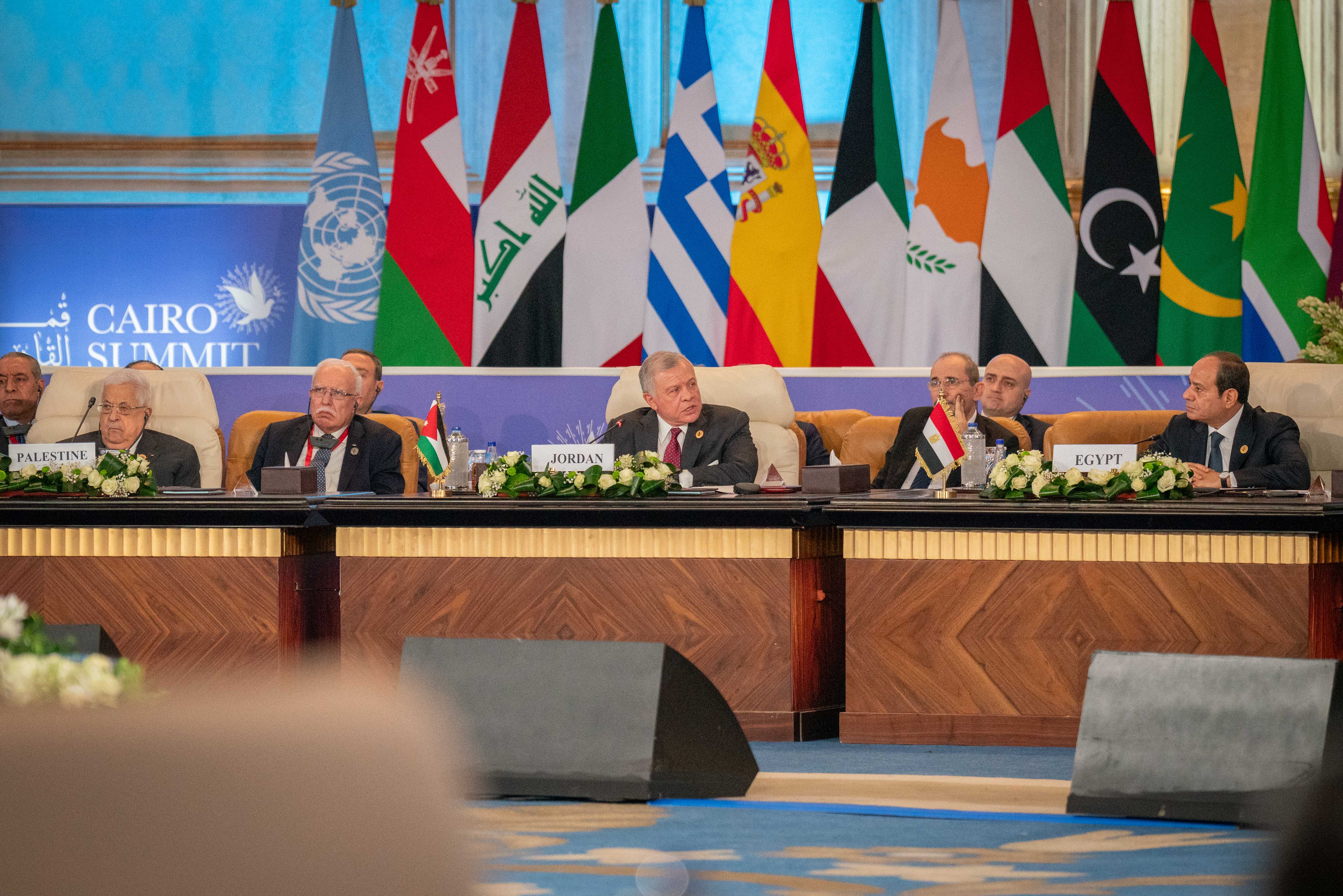 Madar Al-Saa Images 0.9771597365152098