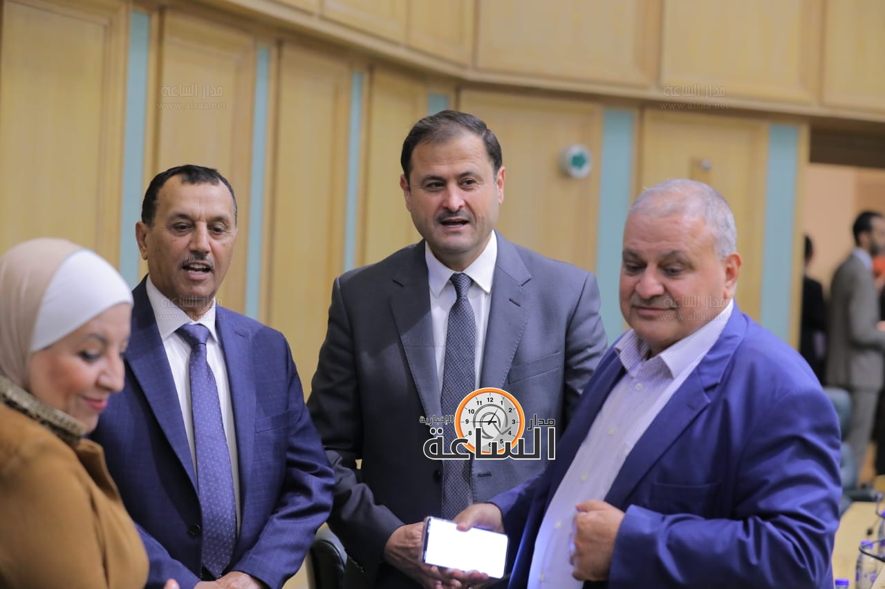 Madar Al-Saa Images 0.9236764311439067