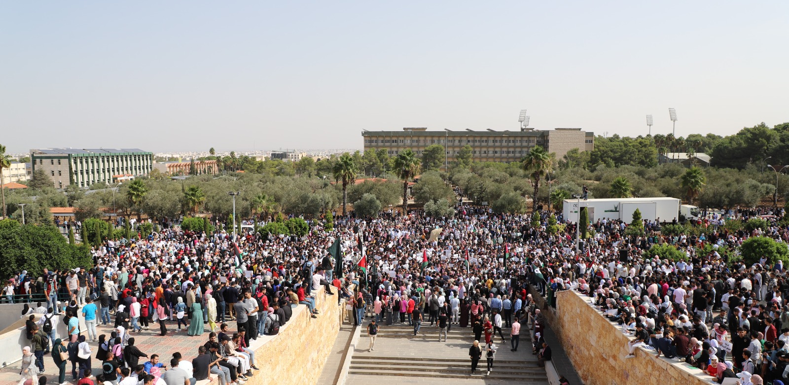 Madar Al-Saa Images 0.32317071088212956