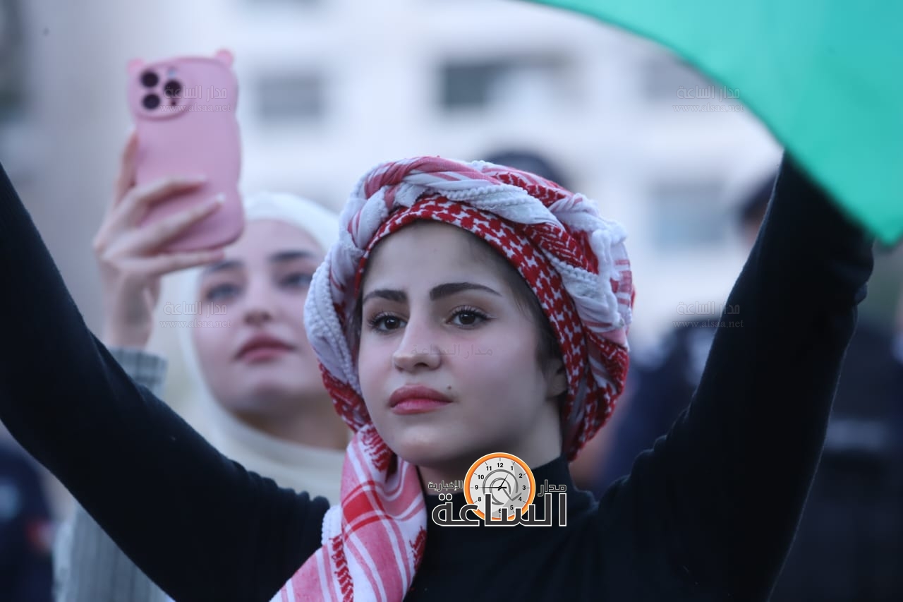 Madar Al-Saa Images 0.16013143383574846