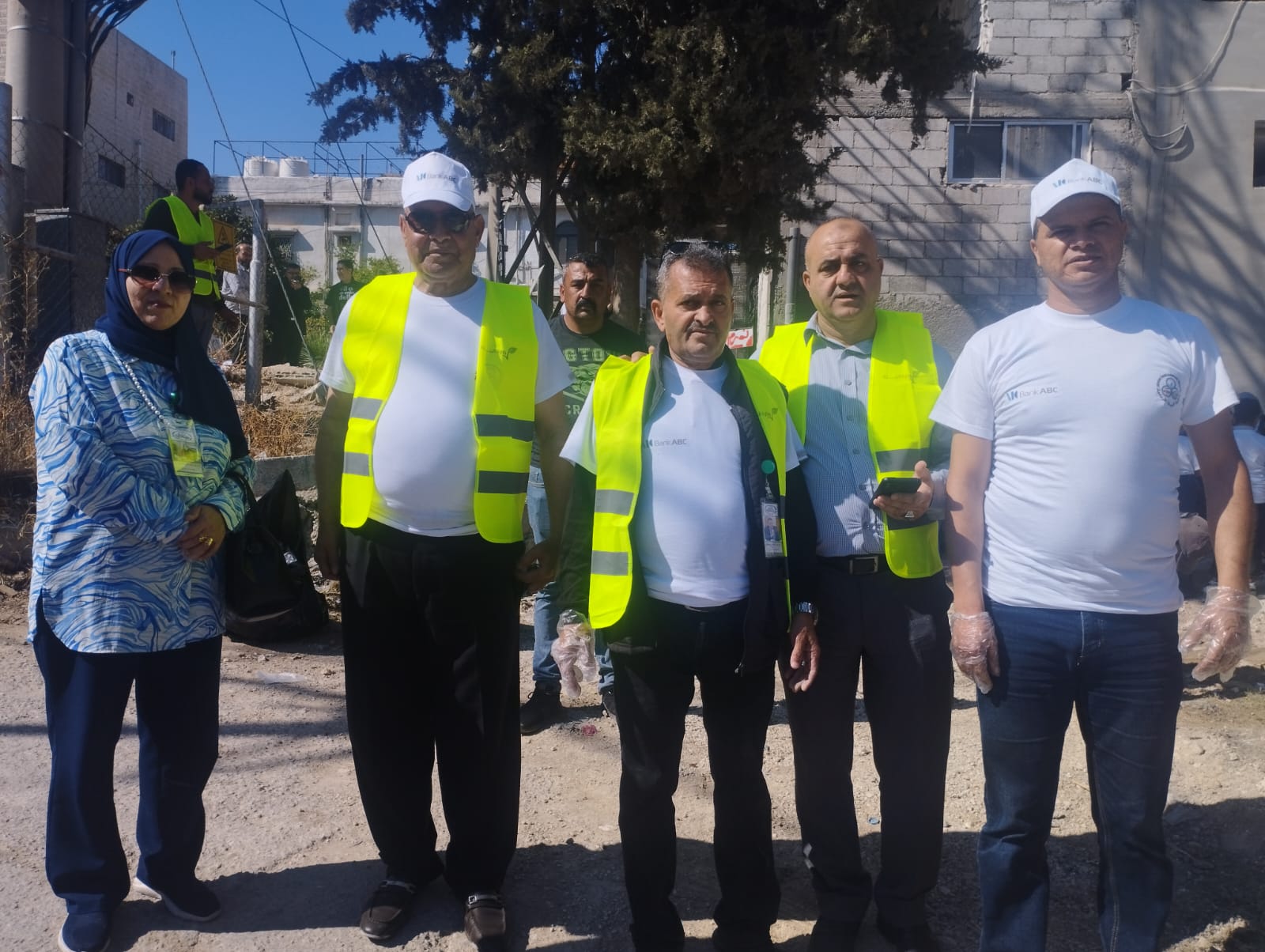 Madar Al-Saa Images 0.30017838887790216