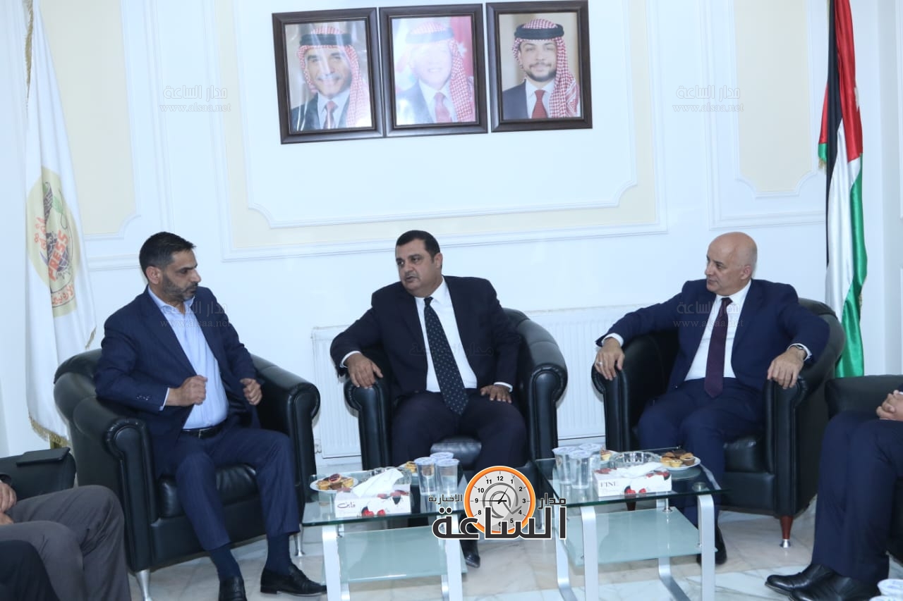 Madar Al-Saa Images 0.8721055609394264