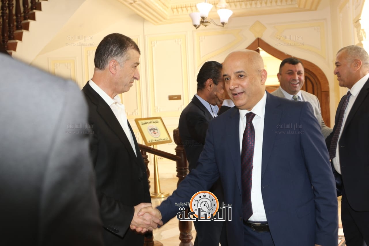 Madar Al-Saa Images 0.5144565567586061