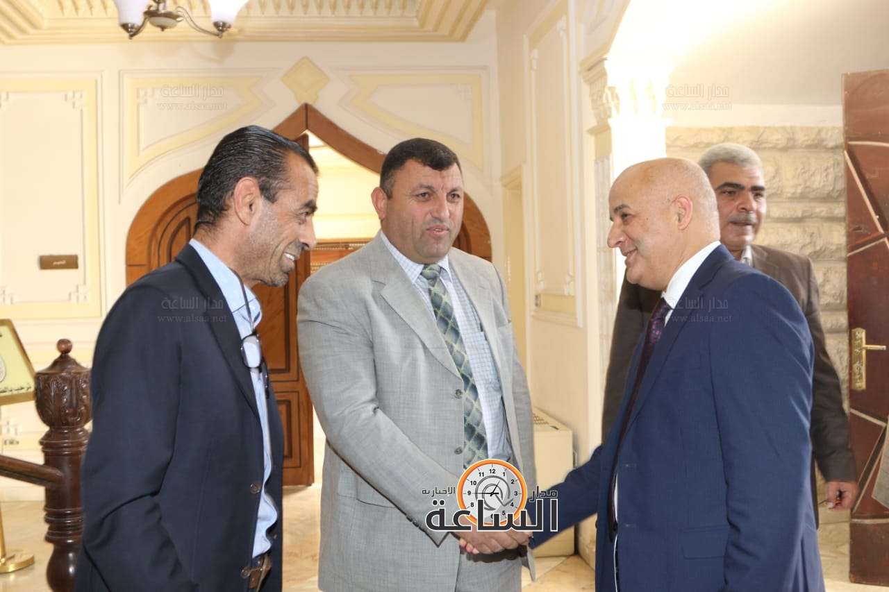 Madar Al-Saa Images 0.8508234292608217