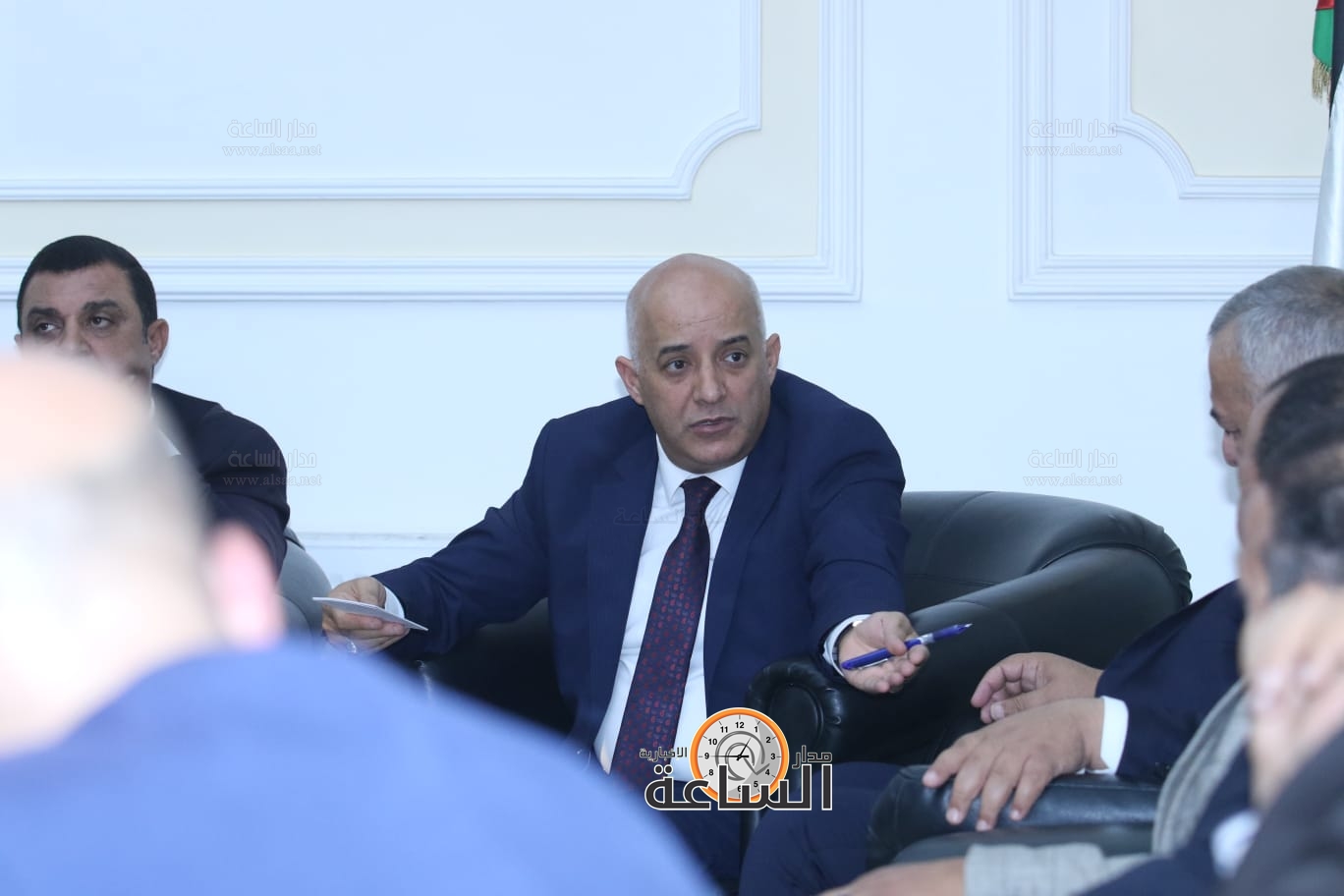 Madar Al-Saa Images 0.67237010068696