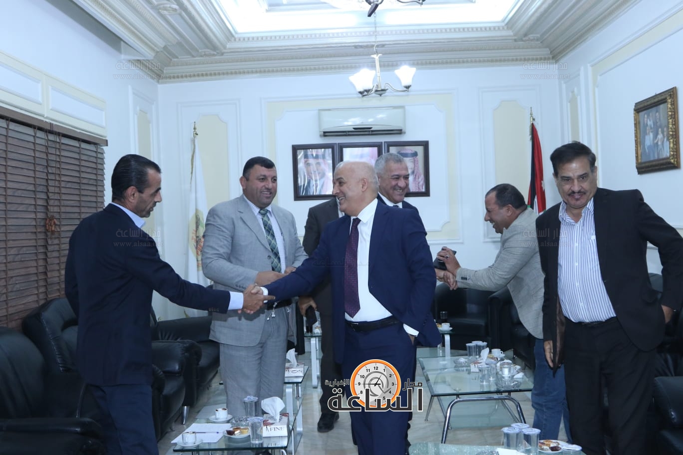 Madar Al-Saa Images 0.3856910934015967