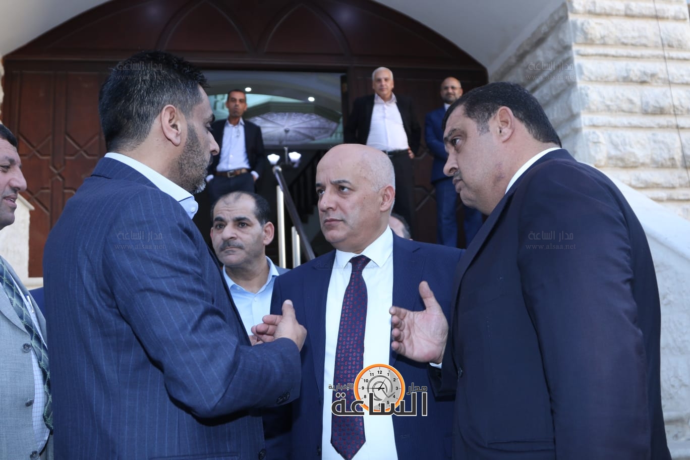 Madar Al-Saa Images 0.08484387959203588