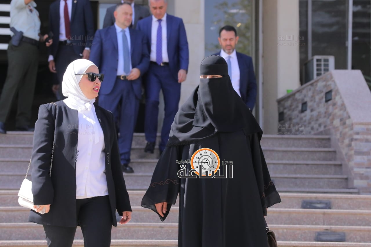 Madar Al-Saa Images 0.8813667439646826