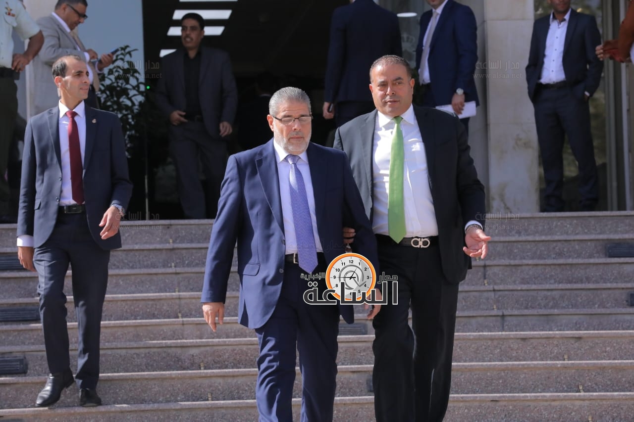 Madar Al-Saa Images 0.7527062905194497