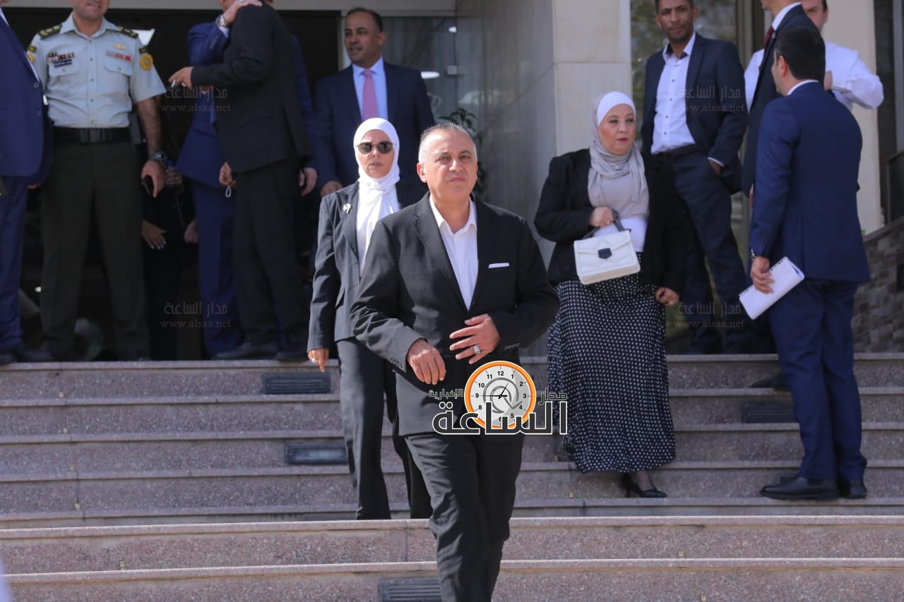 Madar Al-Saa Images 0.6273797590010601