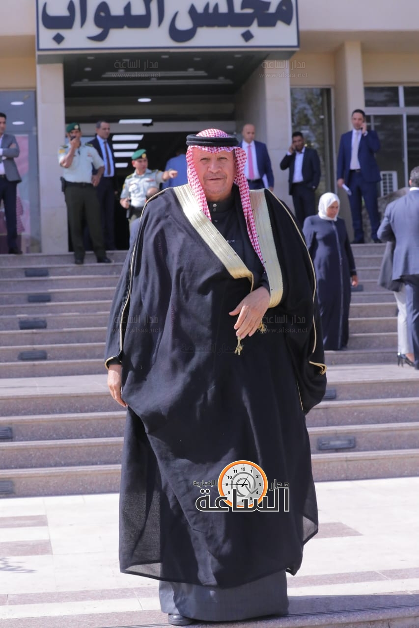 Madar Al-Saa Images 0.45782338477605555