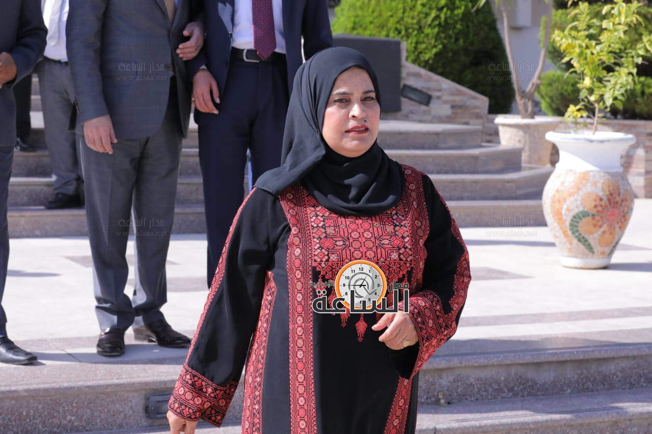 Madar Al-Saa Images 0.3349070689229423