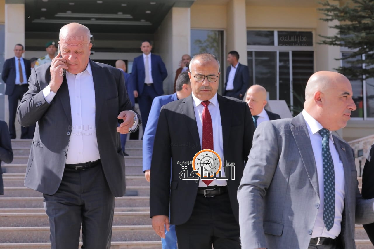 Madar Al-Saa Images 0.732550104527629