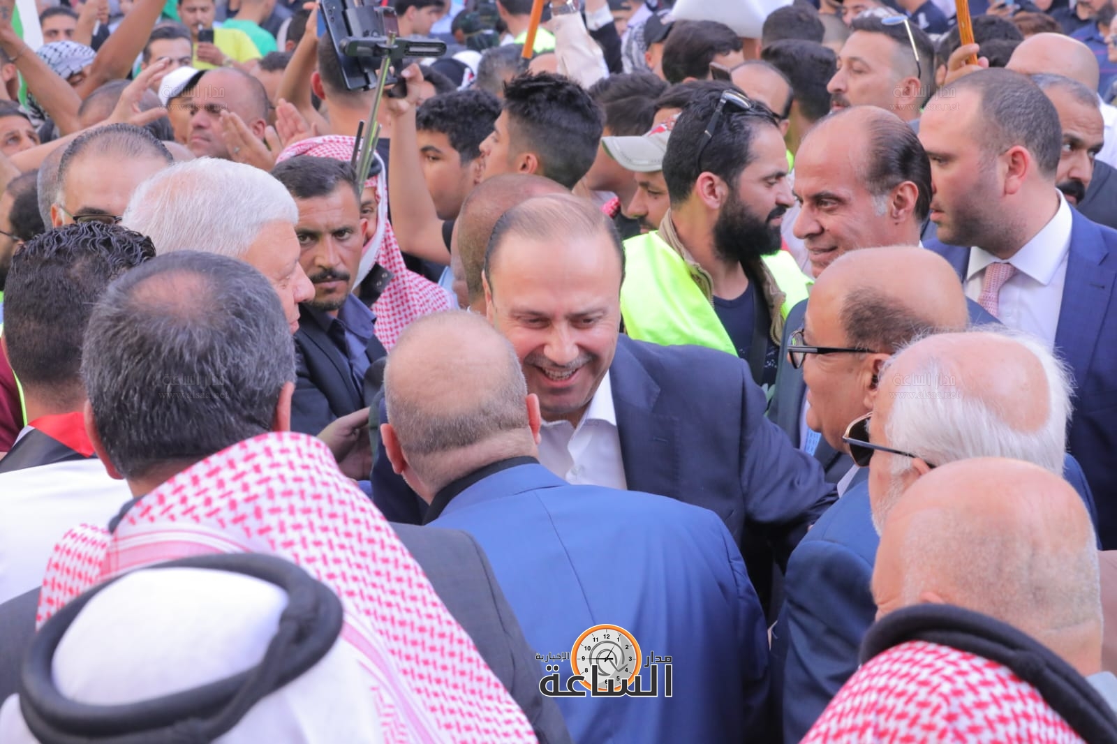 Madar Al-Saa Images 0.7788029347350907