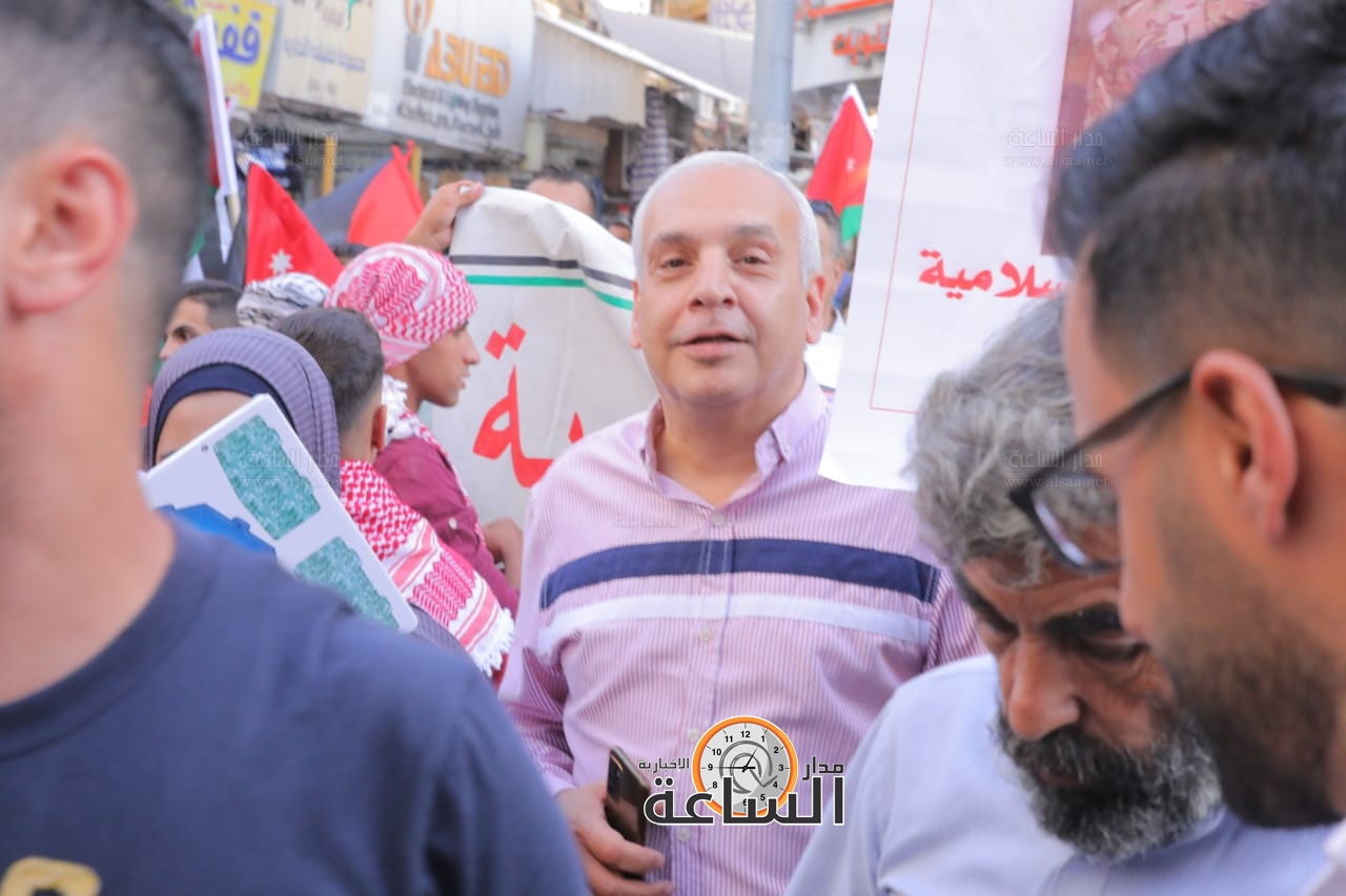 Madar Al-Saa Images 0.555125334314742