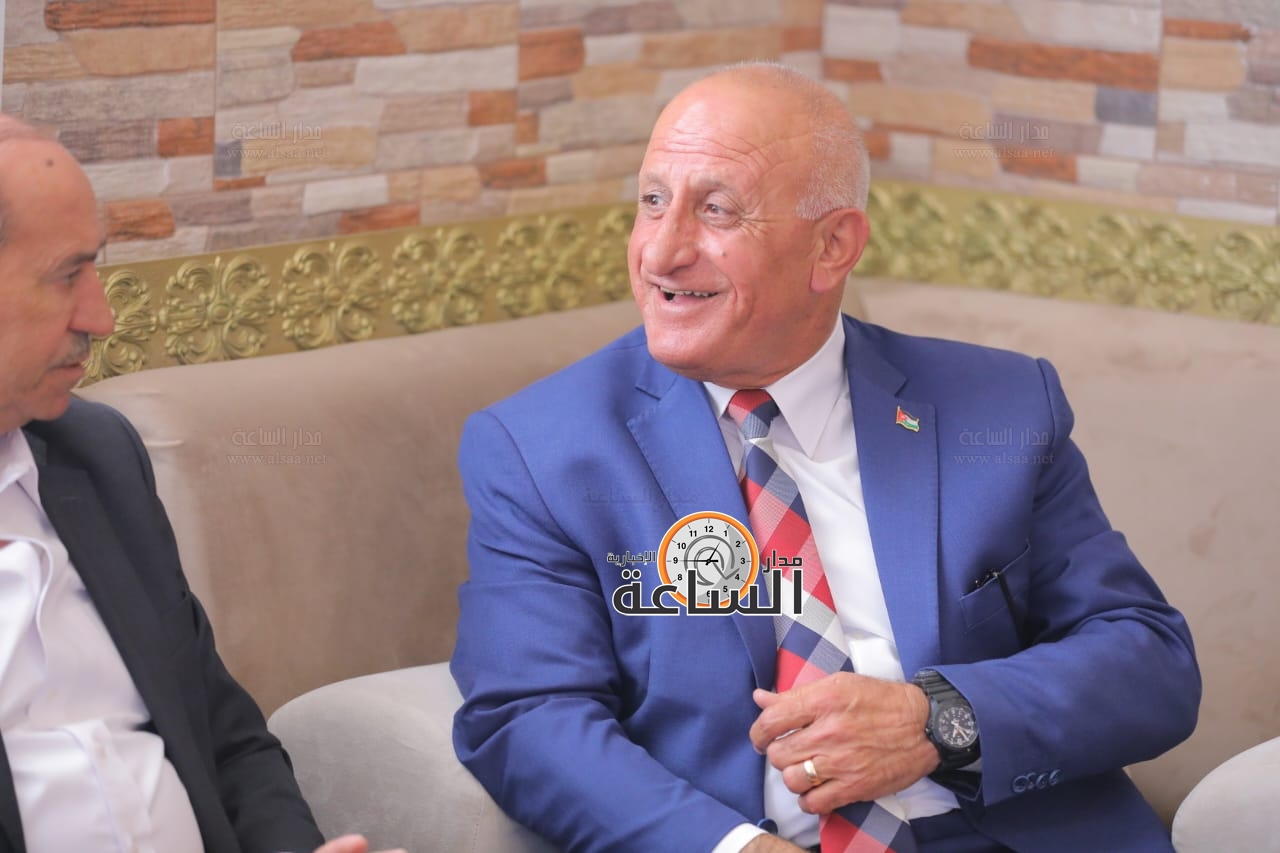 Madar Al-Saa Images 0.3405399197058583