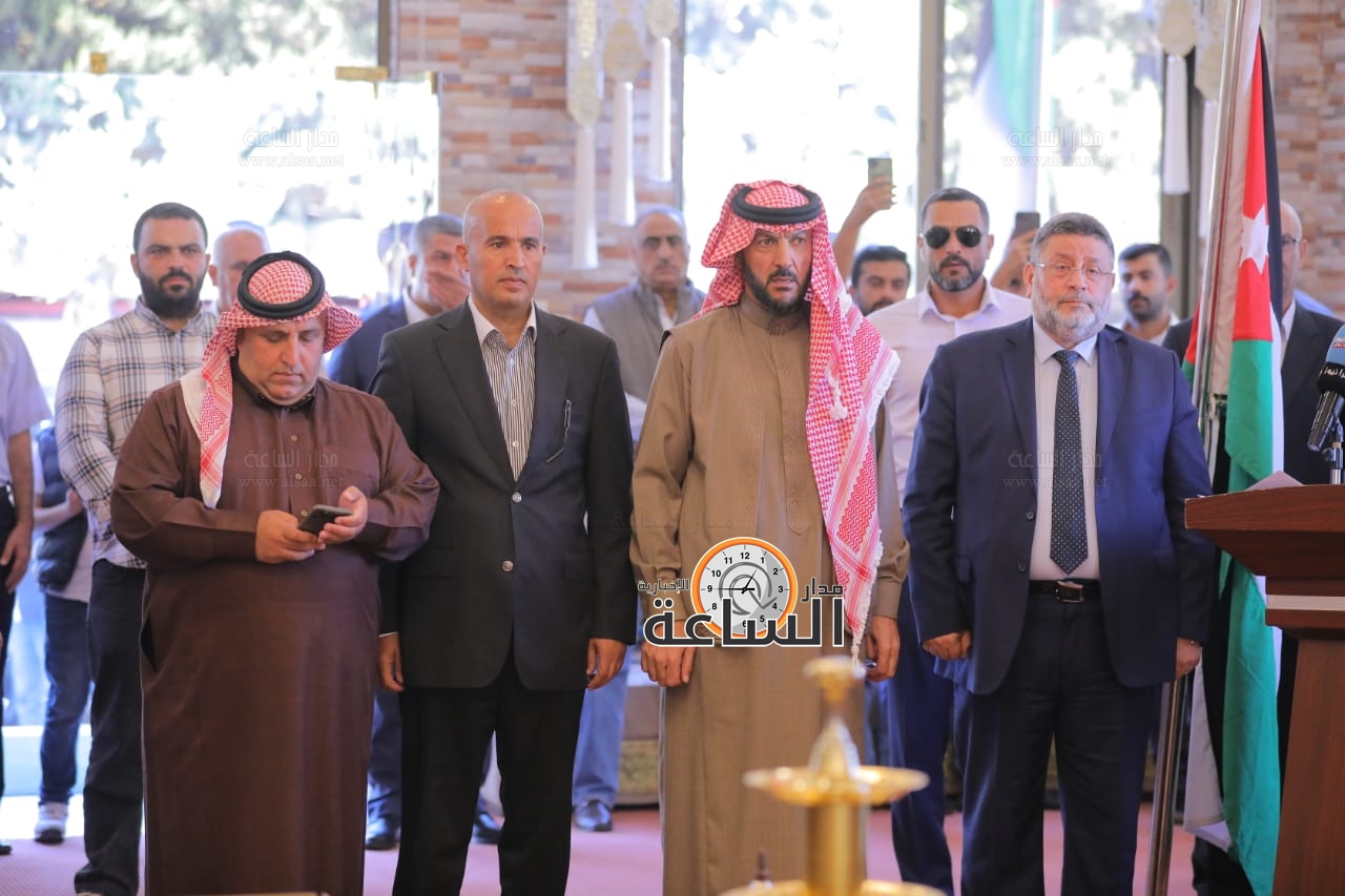 Madar Al-Saa Images 0.7896648575053729